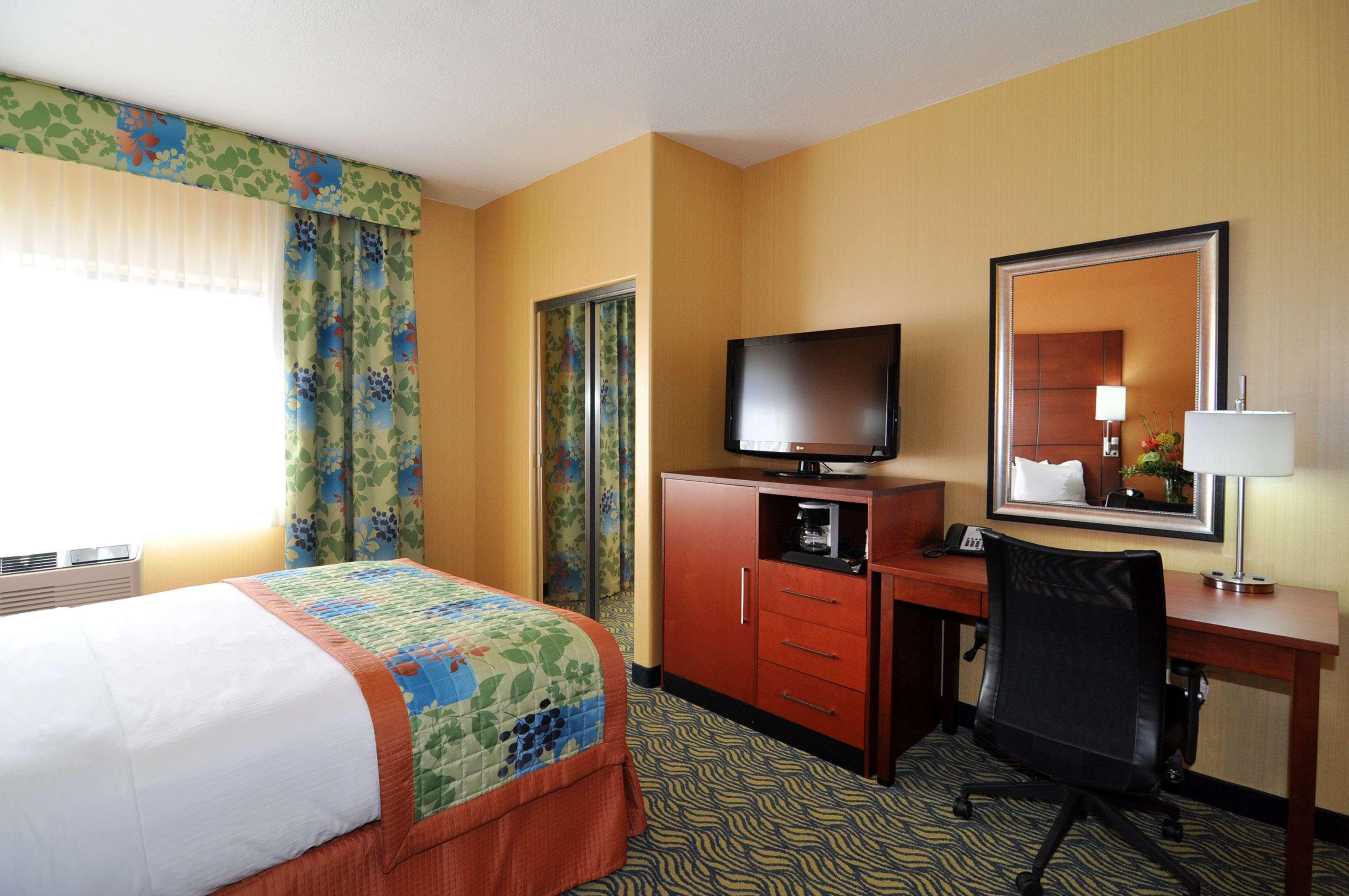 Best Western Plus Fresno Inn Rom bilde